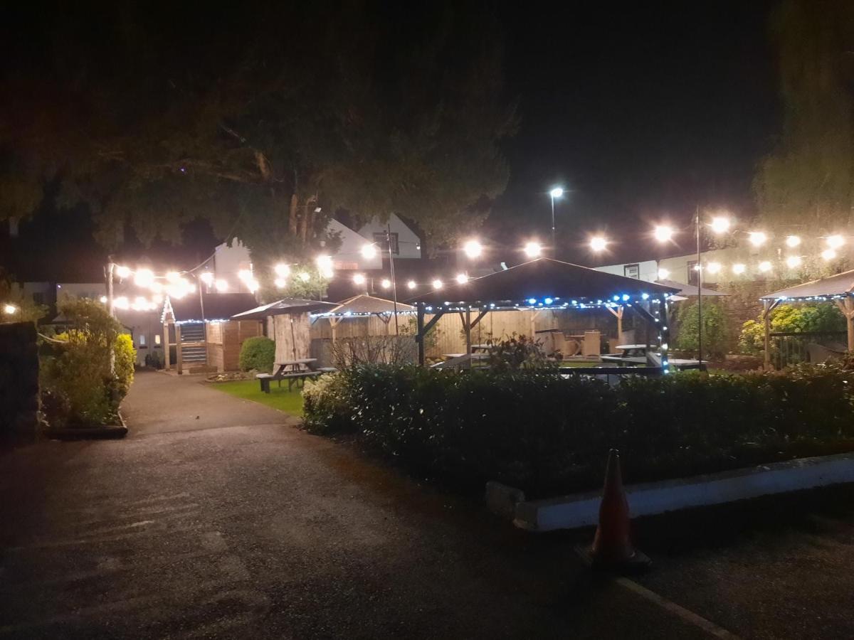 Three Salmons Hotel Usk Luaran gambar
